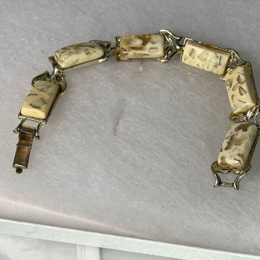 Midcentury Coro “Confetti” link bracelet lucite panels vintage